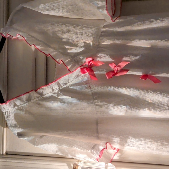 Chic Night Gowns - Picture 7 of 8